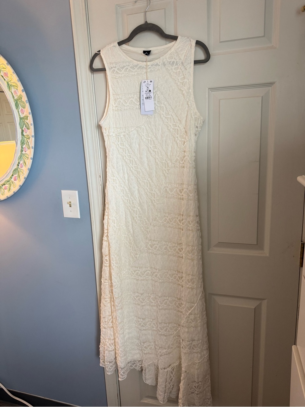 NWT ASOS Gina Tricot Cream Sleeveless Lace Maxi Dress. Size XL.